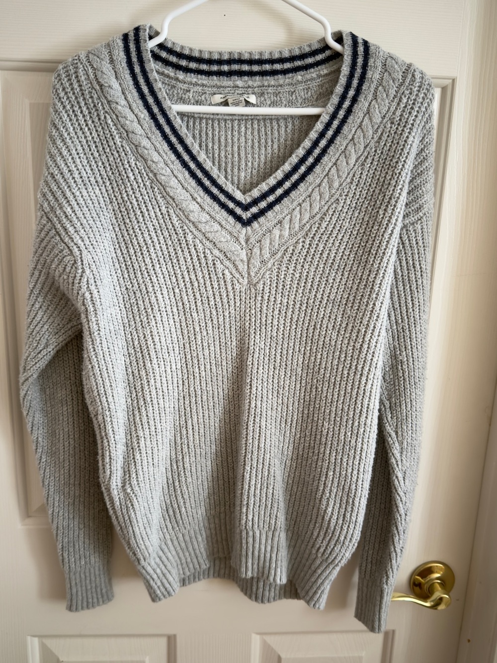 American Eagle Gray V-Neck Cable Knit Sweater